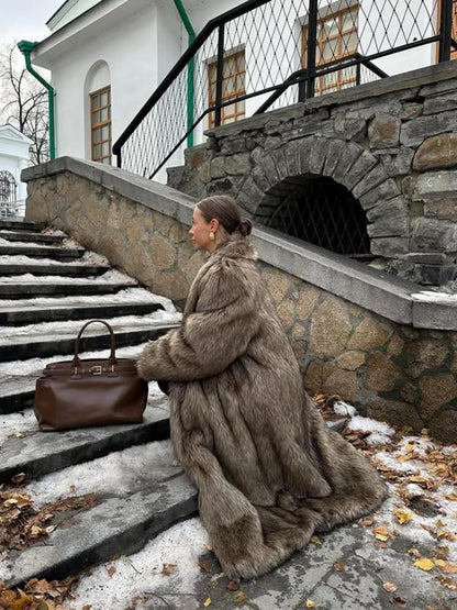 Lyxig Faux Fur Kappa