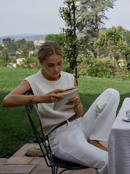 Ribbstickad ärmlös topp