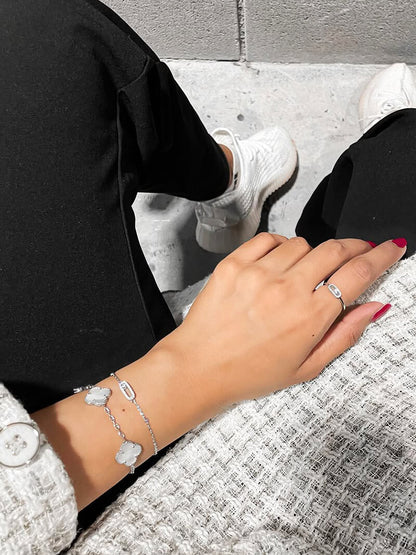 Gnistrande oval länkarmband